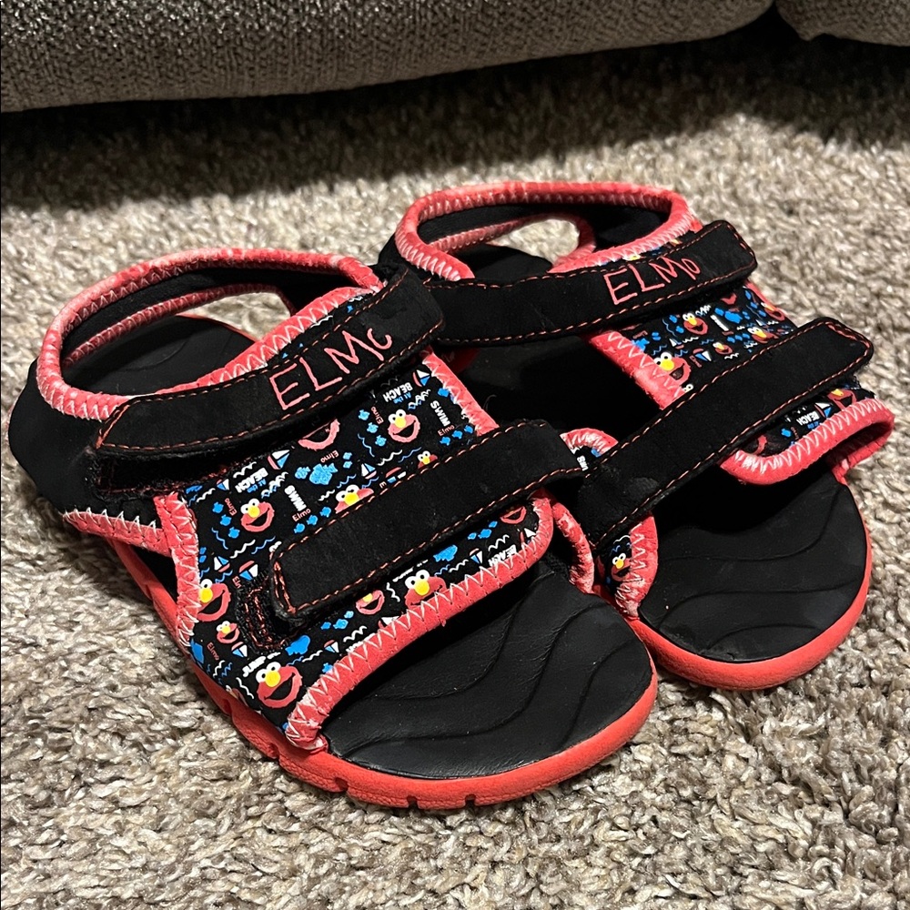 Sesame Street Toddler‎ Elmo  Black & Red Strapped Sandals Size 7W
